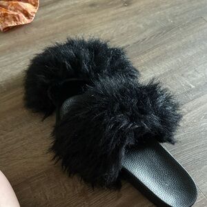 Black Fuzzy Slide Sandals
